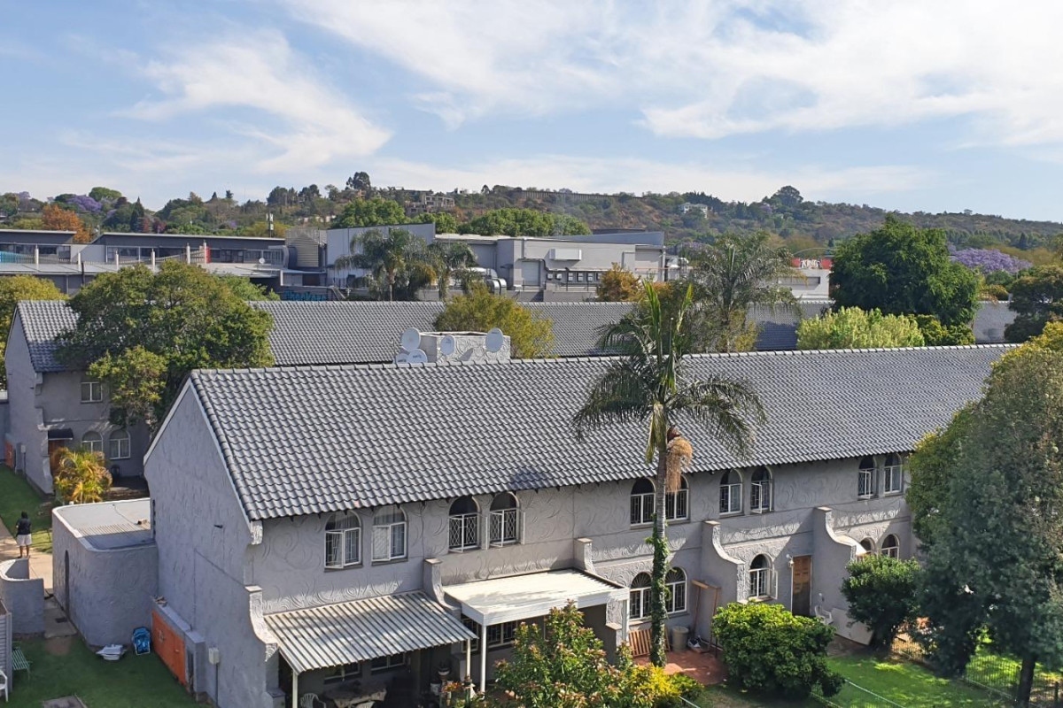 Queenswood property