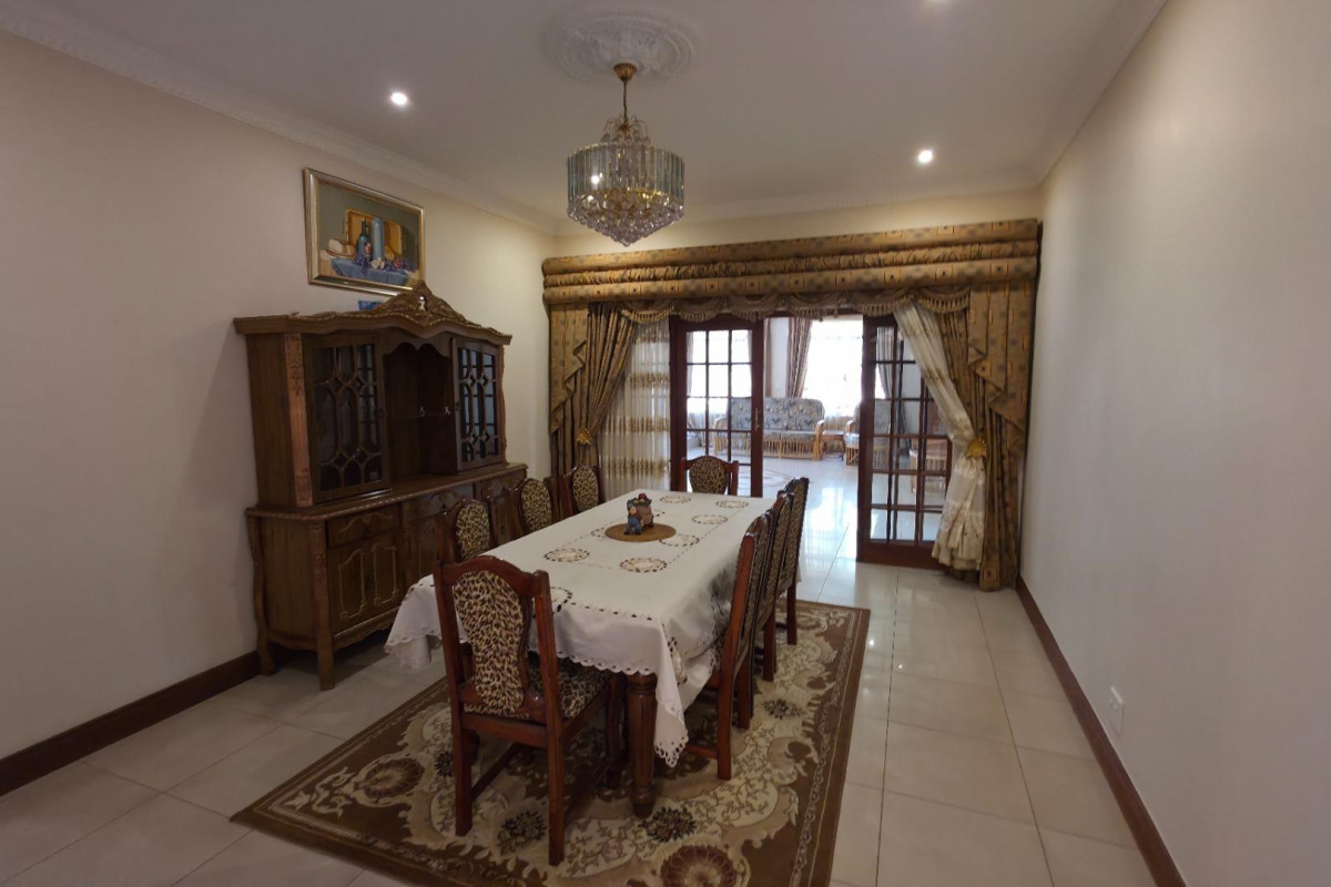 Inside a Realty Link listed residence